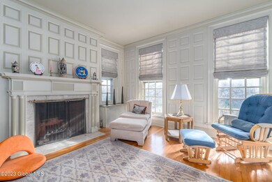 52 S Swan St unit . 1, Albany, NY 12210 - photo 4