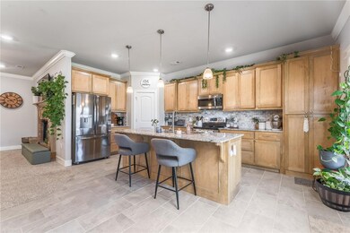 983 Jameson St, Tontitown, AR 72762 - photo 5