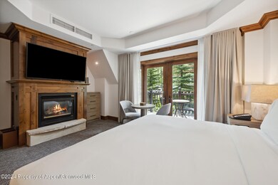 44cFireplace