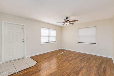 13_230Broadview205_mls