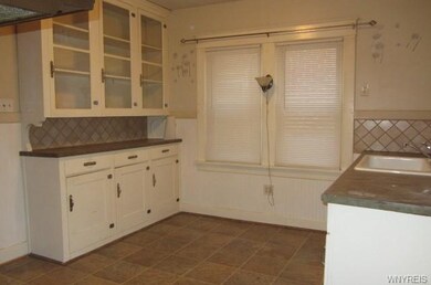 629 16th St, Niagara Falls, NY 14301 - photo 6