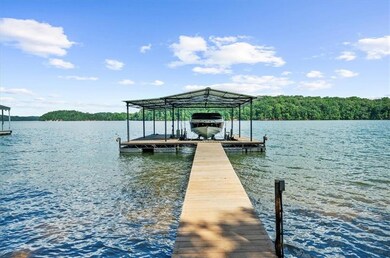 Newer single slip dock with never ending water
