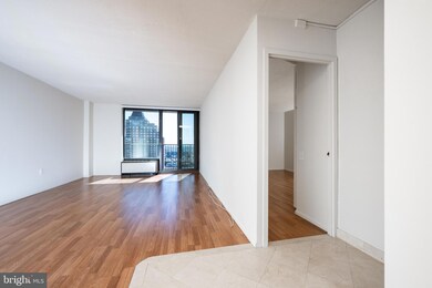 1420 00 Locust St unit 24R, Philadelphia, PA 19102 - photo 3