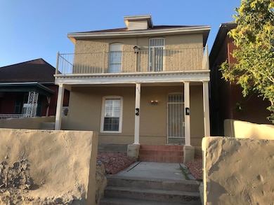 Historic 1 bedroom unit!