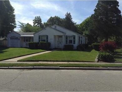 22 Celestia Ave, Cranston, RI 02920 - photo 3