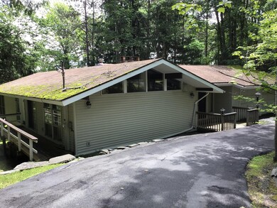 145 Hillside Dr, Lords Valley, PA 18428 - photo 4