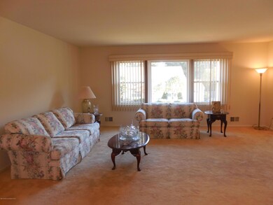 CONIFER LIVING ROOM 2