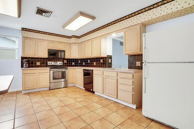 Living Room - Kitchen