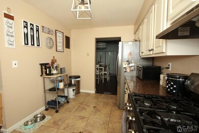 42 Front Ct, Old Bridge, NJ 08857 - photo 7