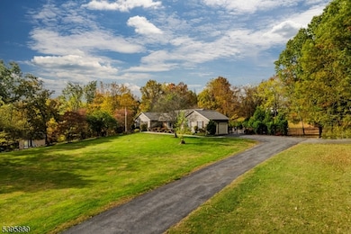 5 Alice Ct, Blairstown, NJ 07825 - photo 4