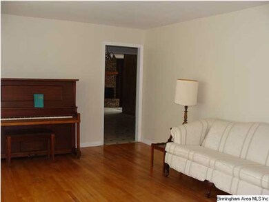 370 27th Ave NE, Center Point, AL 35215 - photo 3