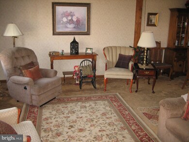 218 Dimarco Dr, Philadelphia, PA 19154 - photo 3