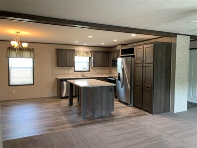 47 Cleo Cir, Rochester, NH 03868 - photo 3