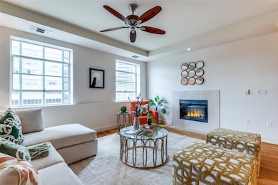 Living Room with fireplace