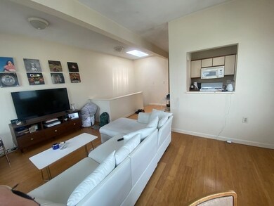 179 W 8th St unit 3, Boston, MA 02127 - photo 3