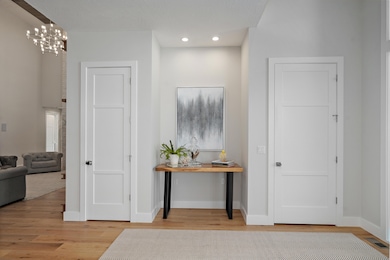 3900 E Dunrobin Dr-6