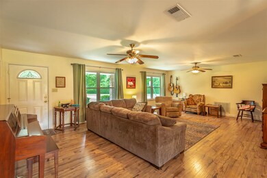 242 Emmett Whaley Rd, Crawfordville, FL 32327 - photo 7