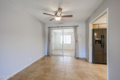 6033 E Dallas St, Mesa, AZ 85205 - photo 7