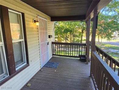 198 Lake St, Akron, OH 44301 - photo 4