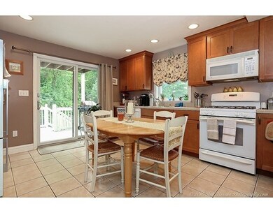 43 Greenough St unit 45, Haverhill, MA 01832 - photo 5