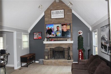 7756 Monrovia St, Shawnee, KS 66216 - photo 4