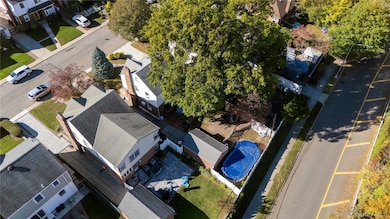 163-37 15th Dr, Whitestone, NY 11357 - photo 2