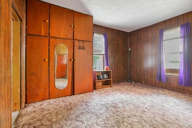 637 Walnut St, Coshocton, OH 43812 - photo 4