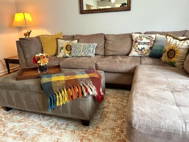 2522 Regina Ave, Columbus, OH 43204 - photo 6