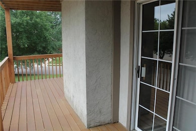 1205 NW Village Dr unit B, Blue Springs, MO 64015 - photo 6