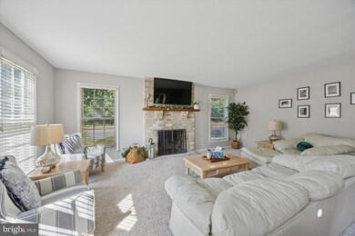 34 Aspen Way, Schwenksville, PA 19473 - photo 2