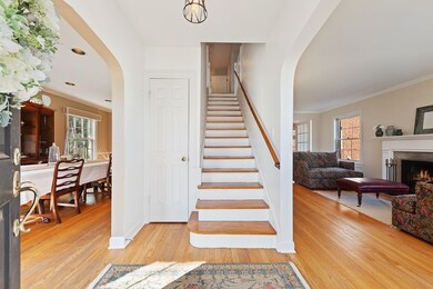 486 S Kenilworth Ave, Elmhurst, IL 60126 - photo 3