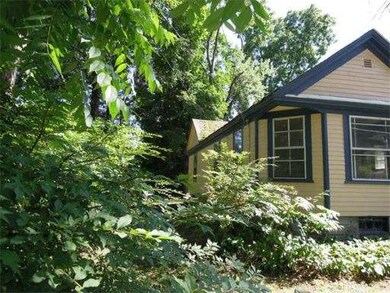 8 Eastern Ave, South Deerfield, MA 01373 - photo 2