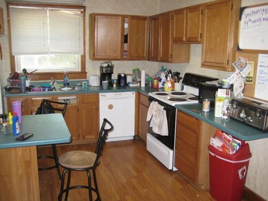 2300 Stanley St, Stevens Point, WI 54481 - photo 3