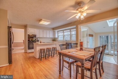 11520 Paramus Dr, North Potomac, MD 20878 - photo 3