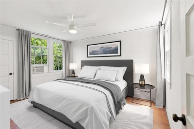 bedroom v. staged
