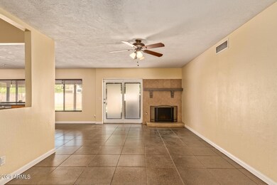 2923 S Cherry Cir, Mesa, AZ 85210 - photo 5