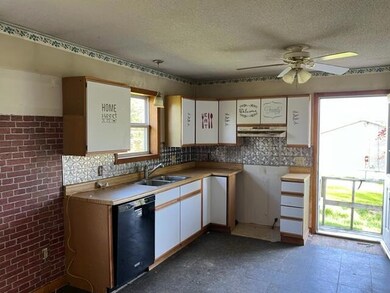 19 Smithfield Dr, MacHias, ME 04654 - photo 6