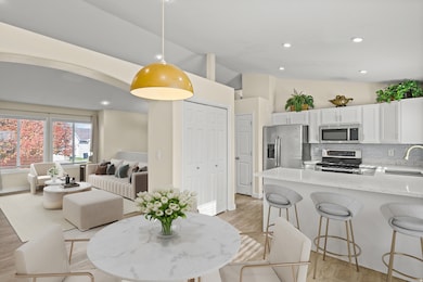 2237 Craig Ln, Syracuse, UT 84075 - photo 5