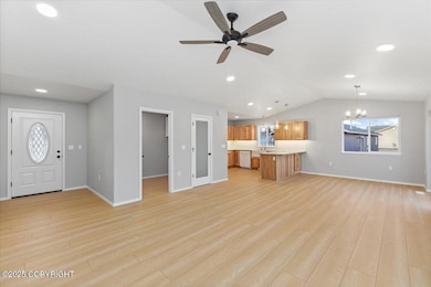 08-LIVINGROOM_NNP_IMG_4-8