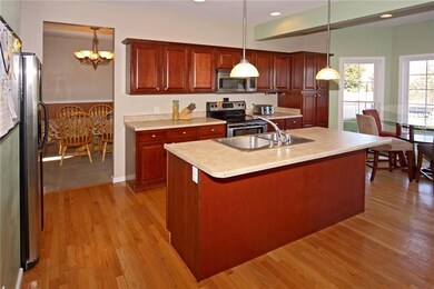 2448 Wyndham Place S, Columbus, IN 47203 - photo 7