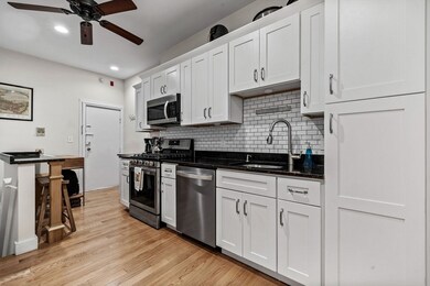 25 Clark St unit 2, Boston, MA 02109 - photo 4