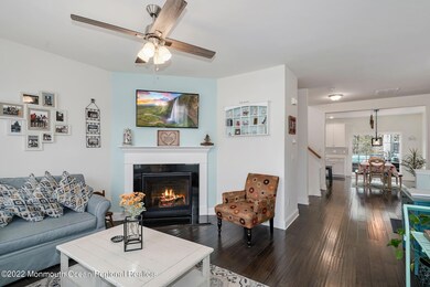 21 Melanie Way unit 201, Manahawkin, NJ 08050 - photo 5