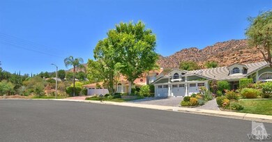 1470 Forest Knoll Dr, Oak Park, CA 91377 - photo 2