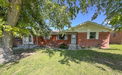 514 S Ellis St unit 506 S Ellis St., Shattuck, OK 73858 - photo 2