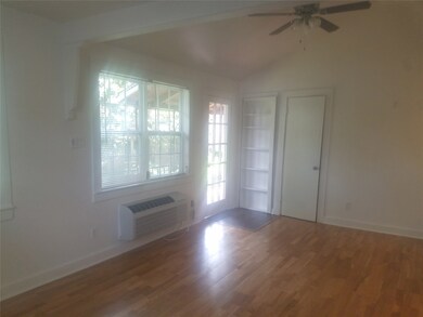 513 E 20th St unit 11, Houston, TX 77008 - photo 3