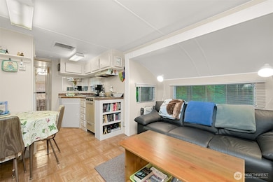 1107 Birch Ln, Maple Falls, WA 98266 - photo 3