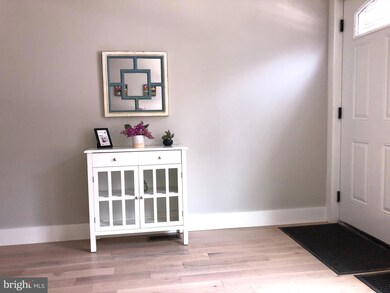 2322 Gerritt St, Philadelphia, PA 19146 - photo 6