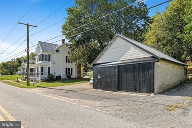 6114 Mountain Church Rd, Jefferson, MD 21755 - photo 4