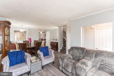 7081 Gresham Ct W, Frederick, MD 21703 - photo 5