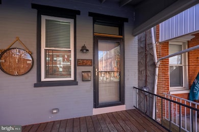 522 E Orange St, Lancaster, PA 17602 - photo 4